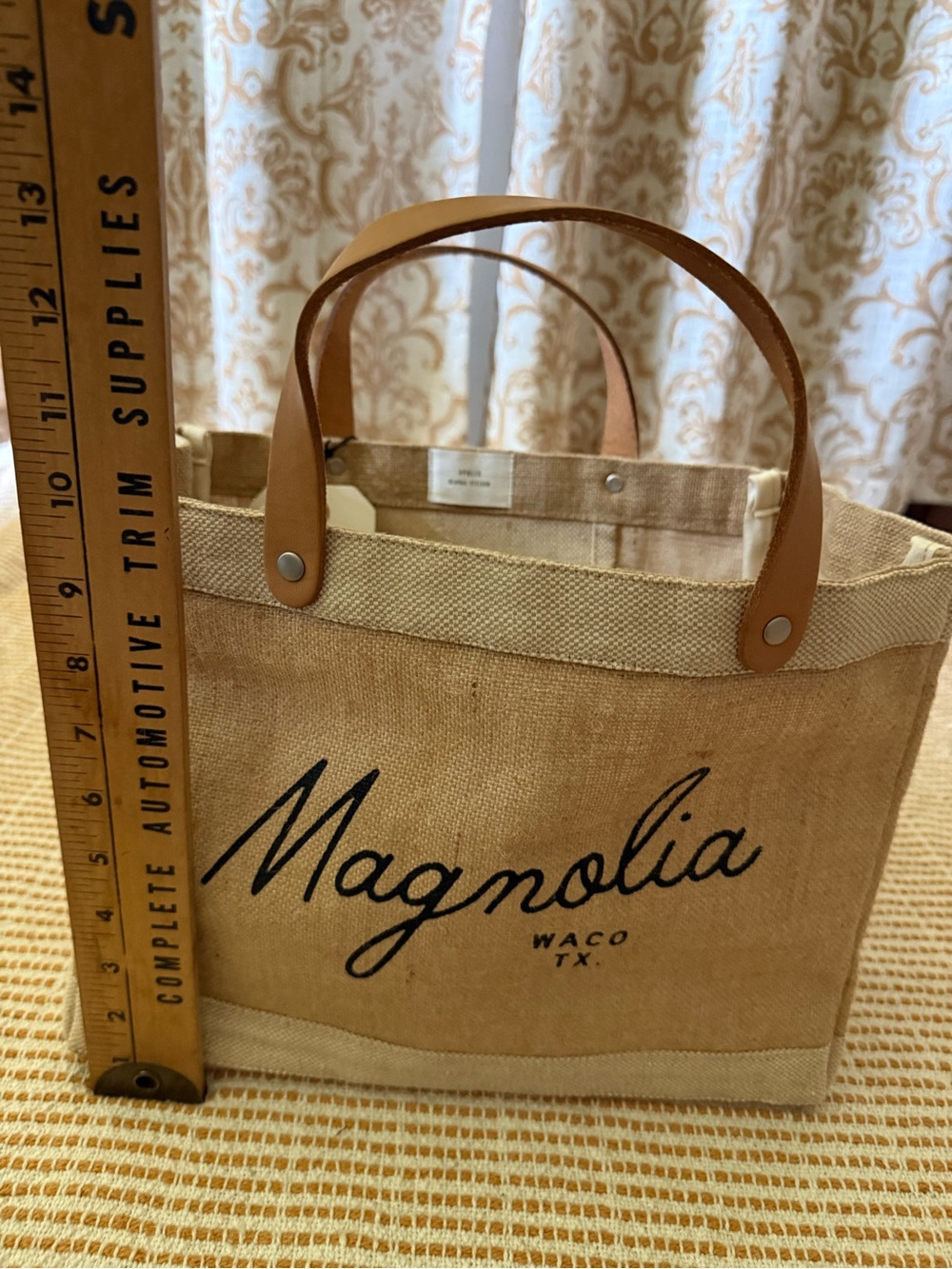 The Magnolia Script Market Tote. NWT - Picture 13 of 15